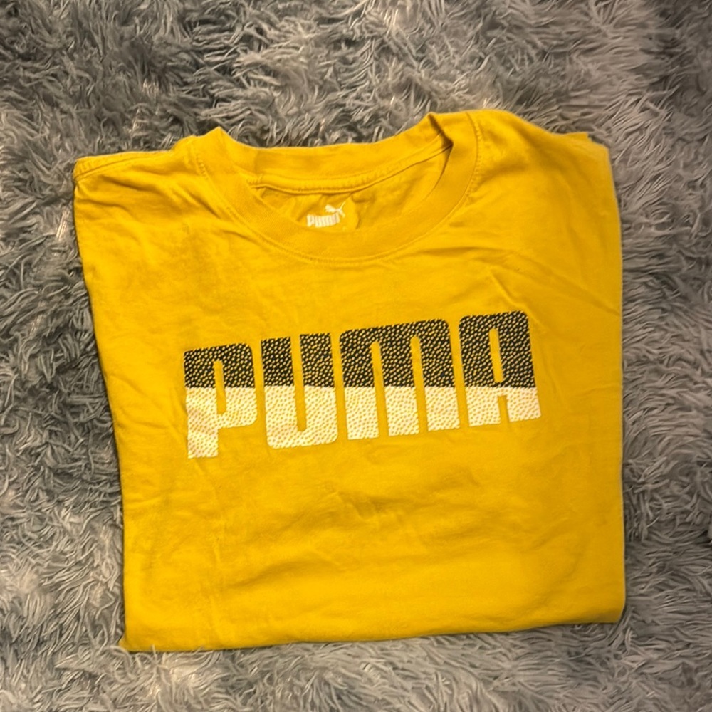 Puma Yellow and Black Short Sleeve Tee with Bold Logo - Picture 1 of 6